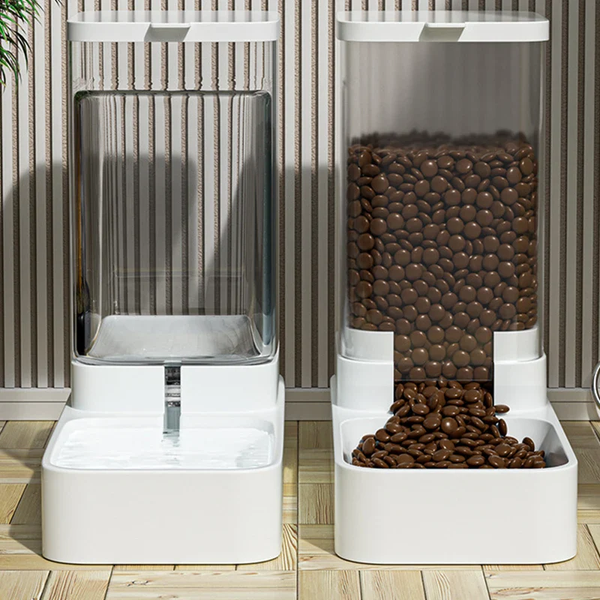 How to Train Your Dog to Use an Automatic Dog Feeder Easily