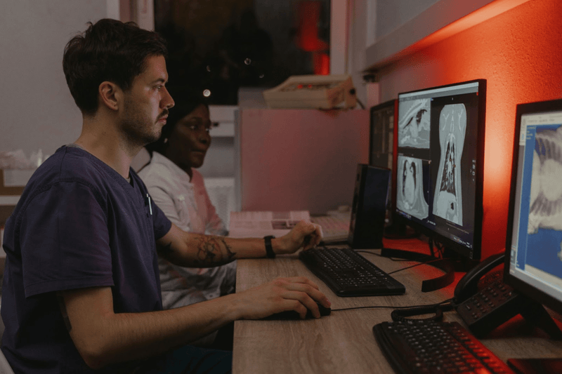 When Should Your Pet Get an X-ray? Common Signs to Watch For. - Glad Dogs Nation | ALL Profits Donated