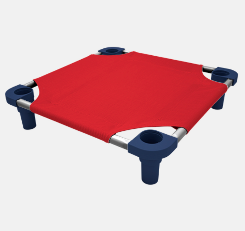 4Legs4Pets Elevated Pet Bed: NEW ENGLAND Football Team Spirit