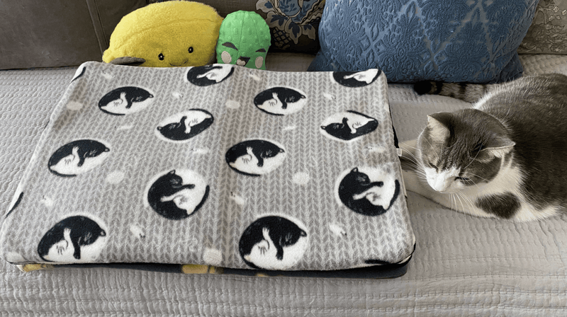 Screaming Pickles Handmade Fleece Pet Bed Cozy Mat: Yin Yang Kitties - Glad Dogs Nation | ALL Profits Donated
